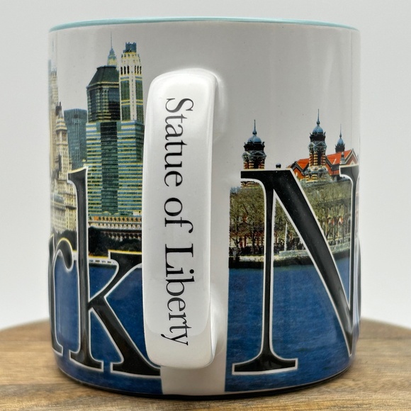 Statue of Liberty 2014 Souvenir Mug, New York Skyline, Ceramic 3-D Embossed EUC - Picture 3 of 6